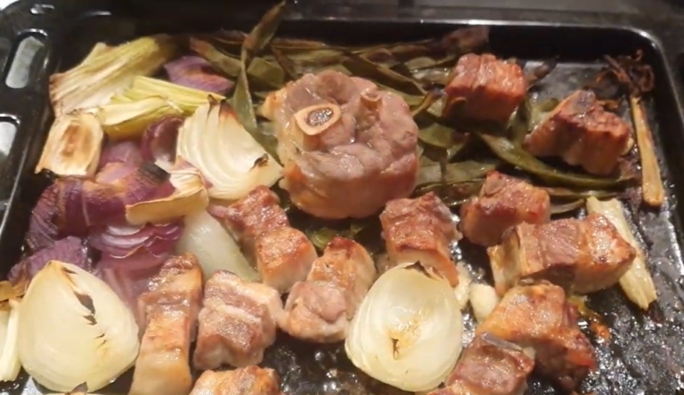 caldo de carne casero